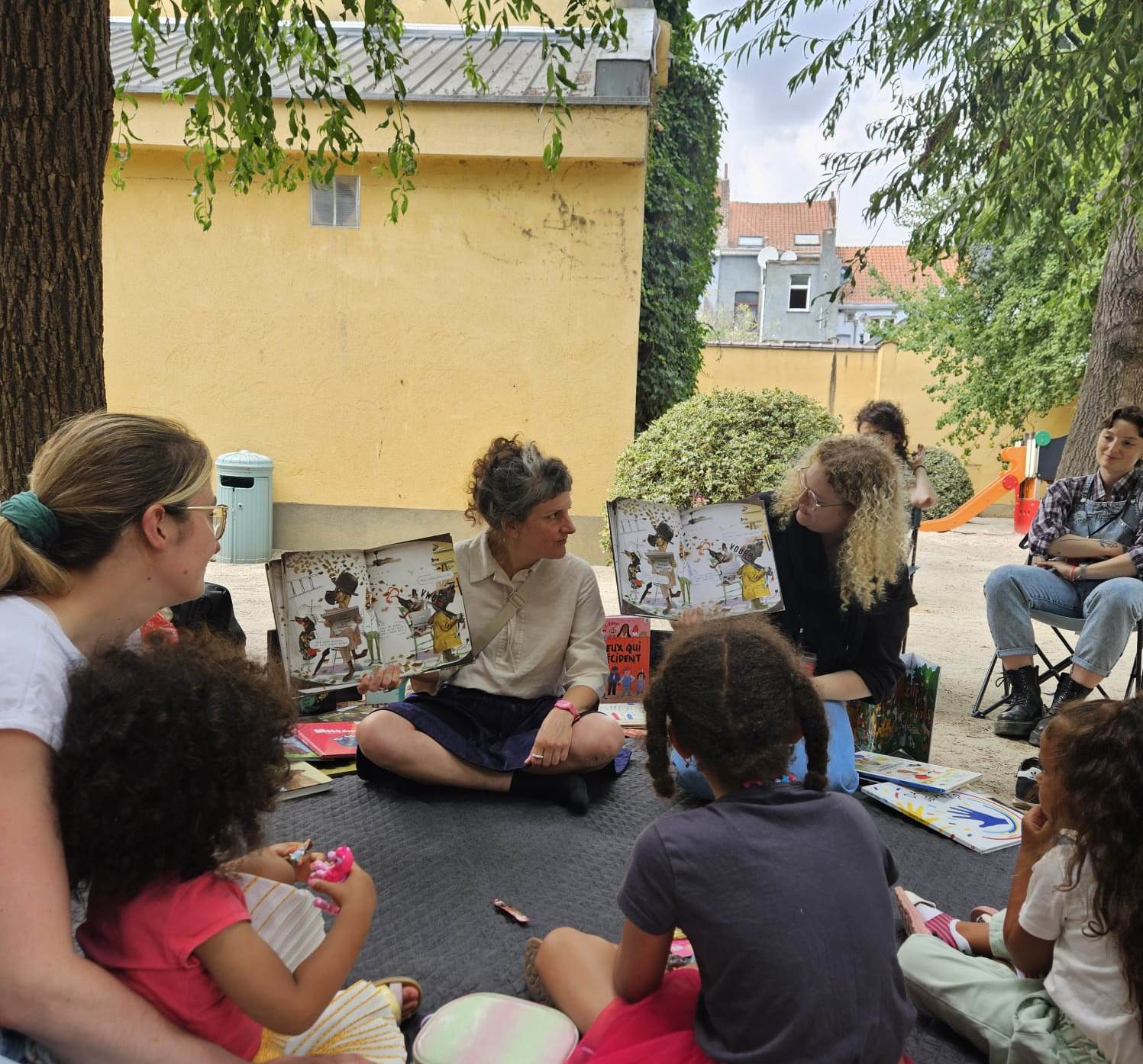 LIRE DANS LES PARCS